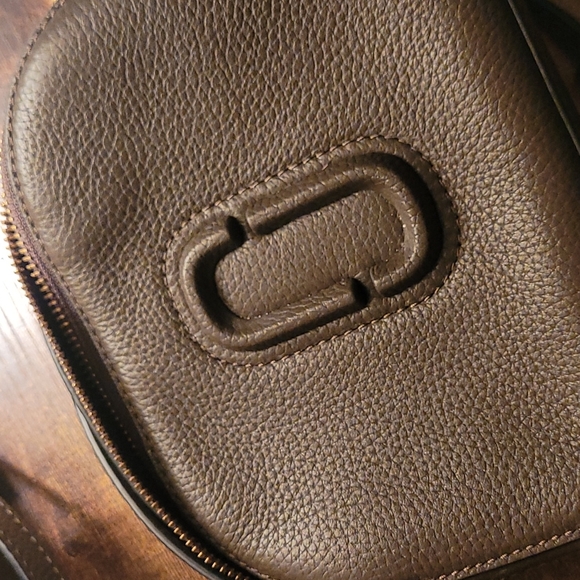 Marc Jacobs The Shutter Crossbody - Picture 3 of 9